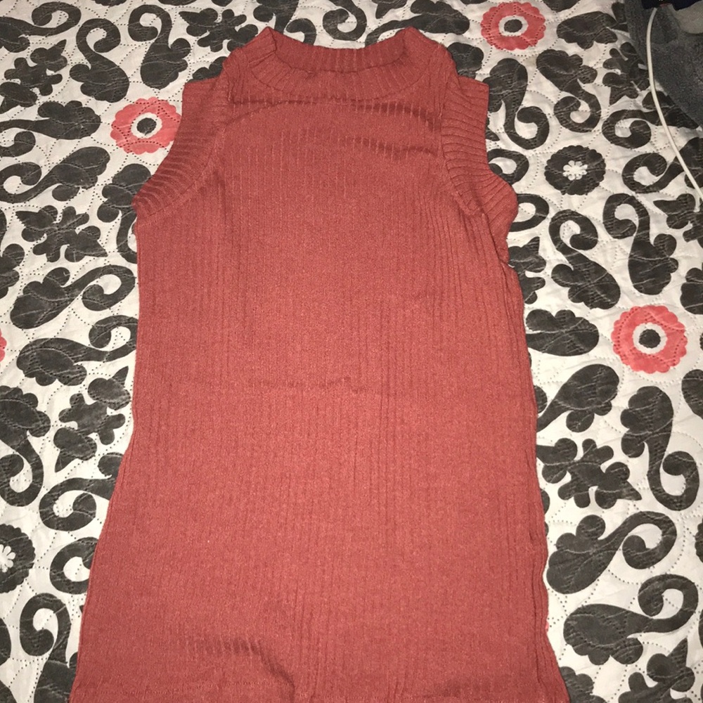 Short sleeve turtle neck